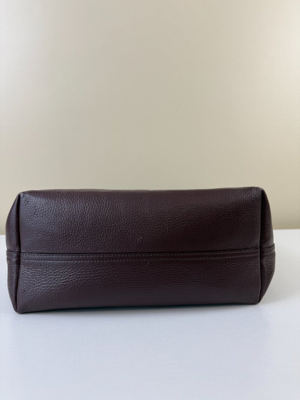 Cuyana Burgundy Pebbled Leather Tote Bag - Picture 5 of 16